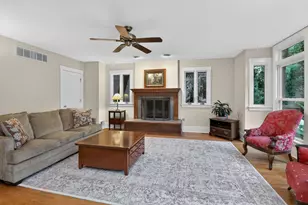2 S Stough St, Hinsdale, IL 60521 - Photo 22
