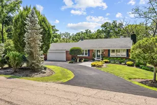 264 Biltmore Dr, North Barrington, IL 60010 - Photo 2