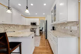 2454 Durand Dr, Downers Grove, IL 60516 - Photo 12