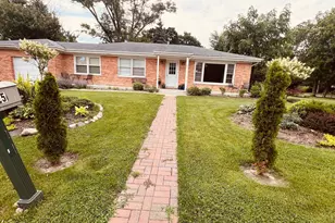 1725 Happ Rd, Northbrook, IL 60062 - Photo 1