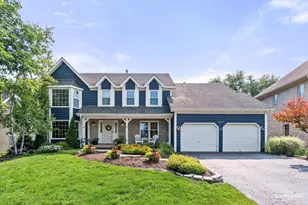 1N055 Coventry Dr, Carol Stream, IL 60188 - Photo 2