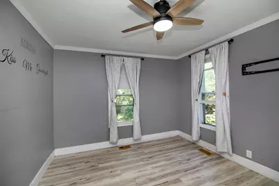 650 E 2200 North Road, Danforth, IL 60930 - Photo 12