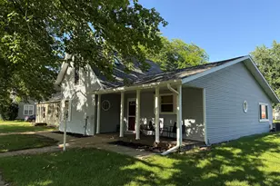 805 S 5th St, Oregon, IL 61061 - Photo 1