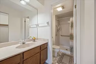546 Banyon Lane, La Grange, IL 60525 - Photo 18