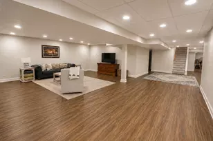26985 N Countryside Lake Dr, Mundelein, IL 60060 - Photo 26