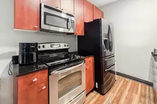 565 W Quincy St, Chicago, IL 60661 - Photo 8