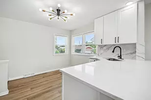 811 East End Ave, Hillside, IL 60162 - Photo 6
