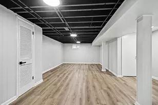 811 East End Ave, Hillside, IL 60162 - Photo 16