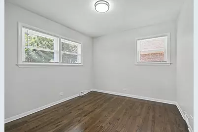 811 E End Avenue, Hillside, IL 60162 - Photo 12