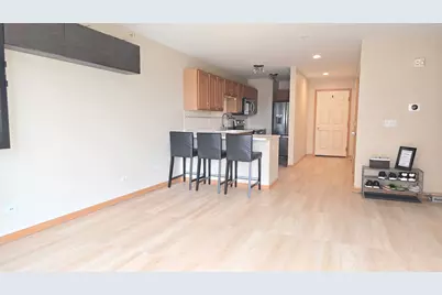 100 N Bokelman Street #429, Roselle, IL 60172 - Photo 6