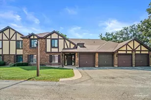 1623 Salisbury Ct, Wheaton, IL 60187 - Photo 1
