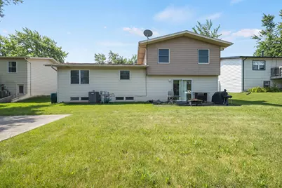 5226 Riverside Drive, Richton Park, IL 60471 - Photo 16