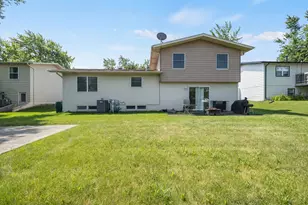 5226 Riverside Dr, Richton Park, IL 60471 - Photo 16