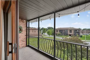 11111 Heritage Dr, Palos Hills, IL 60465 - Photo 10