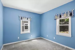 116 Valley Dr, Oakwood Hills, IL 60013 - Photo 12