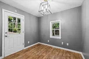 116 Valley Dr, Oakwood Hills, IL 60013 - Photo 10