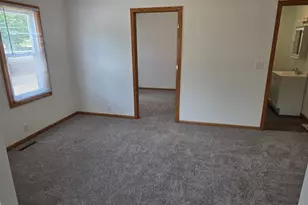 1212 12th Ave, Sterling, IL 61081 - Photo 10