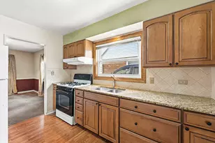 7922 N Waukegan Rd, Niles, IL 60714 - Photo 8