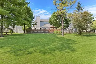 319 Deer Lake Dr, Hainesville, IL 60030 - Photo 36