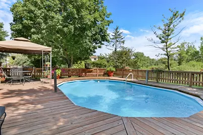 319 Deer Lake Drive, Hainesville, IL 60030 - Photo 34