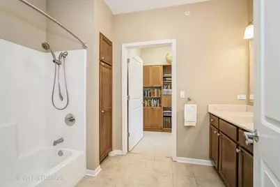 2220 Founders Drive #314, Northbrook, IL 60062 - Photo 14