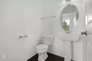 821 W Chase Ln, Palatine, IL 60067 - Photo 14