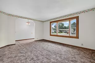 307 W Lincoln Ave, Gardner, IL 60424 - Photo 6