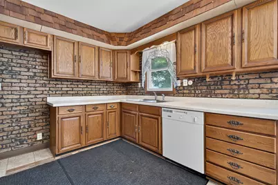 307 W Lincoln Avenue, Gardner, IL 60424 - Photo 8
