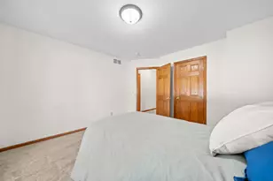 219 Acorn Dr, Poplar Grove, IL 61065 - Photo 28