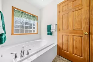 219 Acorn Dr, Poplar Grove, IL 61065 - Photo 26