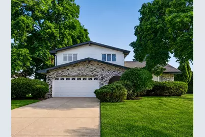 16W707 90th Street, Willowbrook, IL 60527 - Photo 1