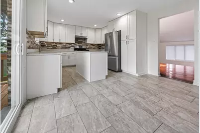 16W707 90th Street, Willowbrook, IL 60527 - Photo 6