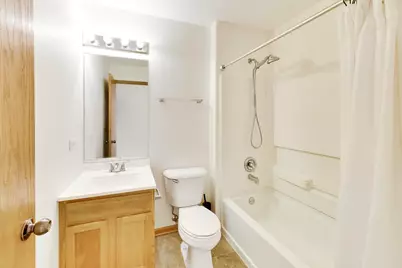 131 Springbrook Trail S, Oswego, IL 60543 - Photo 22
