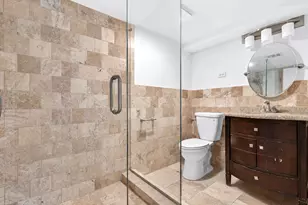 800 Ridgemoor Dr W, Willowbrook, IL 60527 - Photo 20