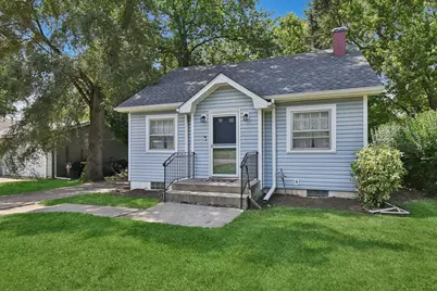 34690 N Nokomis Trail, McHenry, IL 60050 - Photo 2