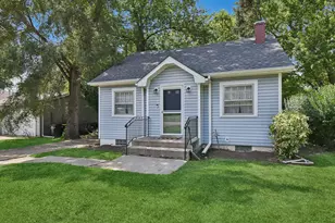 34690 N Nokomis Trail, McHenry, IL 60050 - Photo 2