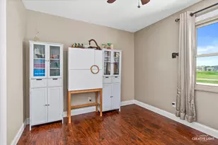 531 N Sycamore St, Hinckley, IL 60520 - Photo 10
