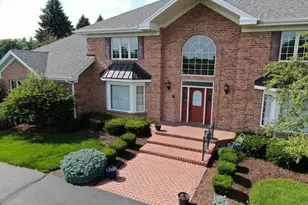 520 Schauer Ln, Rockford, IL 61107 - Photo 2