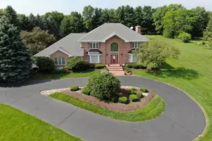 520 Schauer Ln, Rockford, IL 61107 - Photo 4