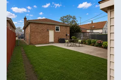 12321 S Green Street, Calumet Park, IL 60827 - Photo 20