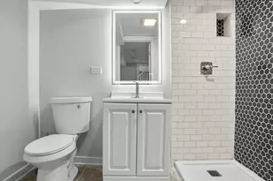 12321 S Green St, Calumet Park, IL 60827 - Photo 18
