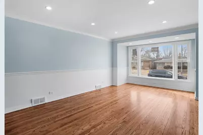 12321 S Green Street, Calumet Park, IL 60827 - Photo 4