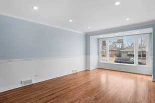 12321 S Green St, Calumet Park, IL 60827 - Photo 4