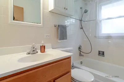 3615 Grandmore Avenue, Gurnee, IL 60031 - Photo 16