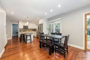 605 Hyde Park Ln, Naperville, IL 60565 - Photo 16