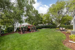 605 Hyde Park Ln, Naperville, IL 60565 - Photo 38