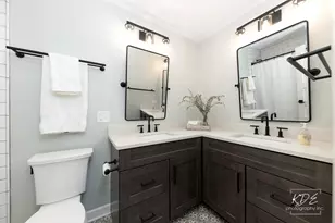 605 Hyde Park Ln, Naperville, IL 60565 - Photo 28