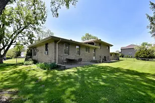 1030 W Kenilworth Ave, Palatine, IL 60067 - Photo 20