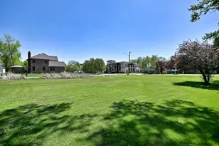 1030 W Kenilworth Ave, Palatine, IL 60067 - Photo 4