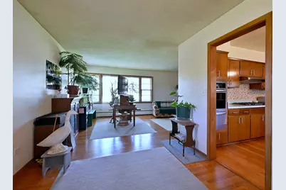 1030 W Kenilworth Avenue, Palatine, IL 60067 - Photo 6